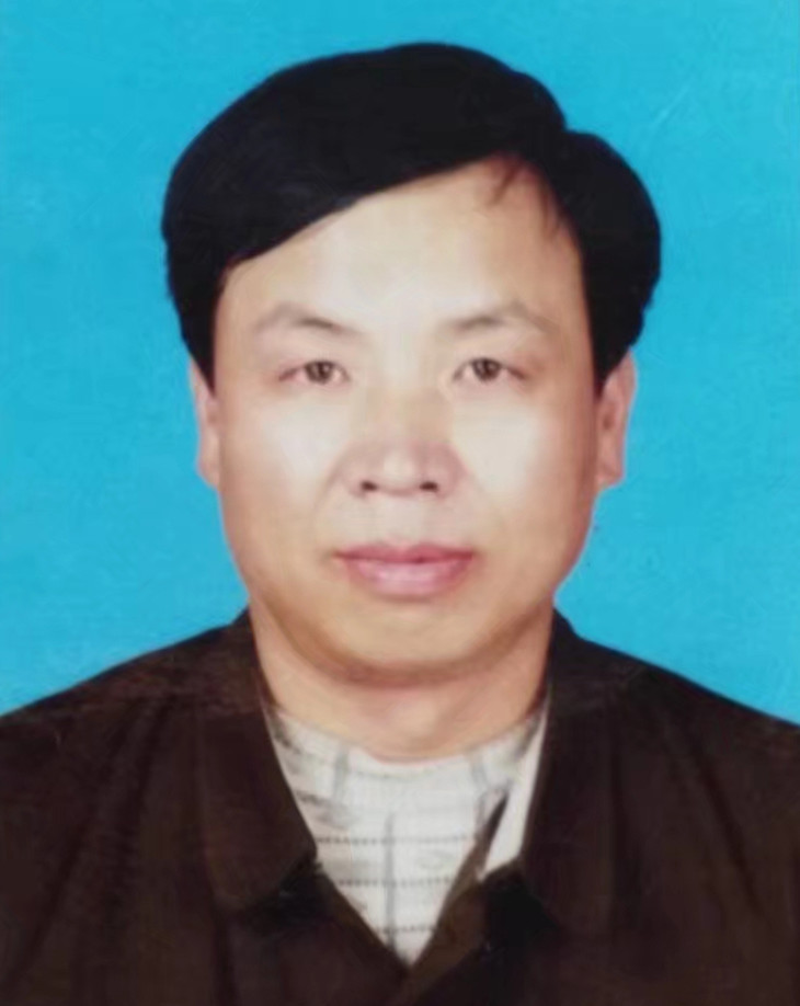 张连东