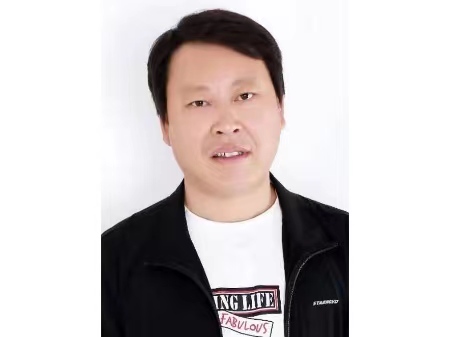 亢国臣